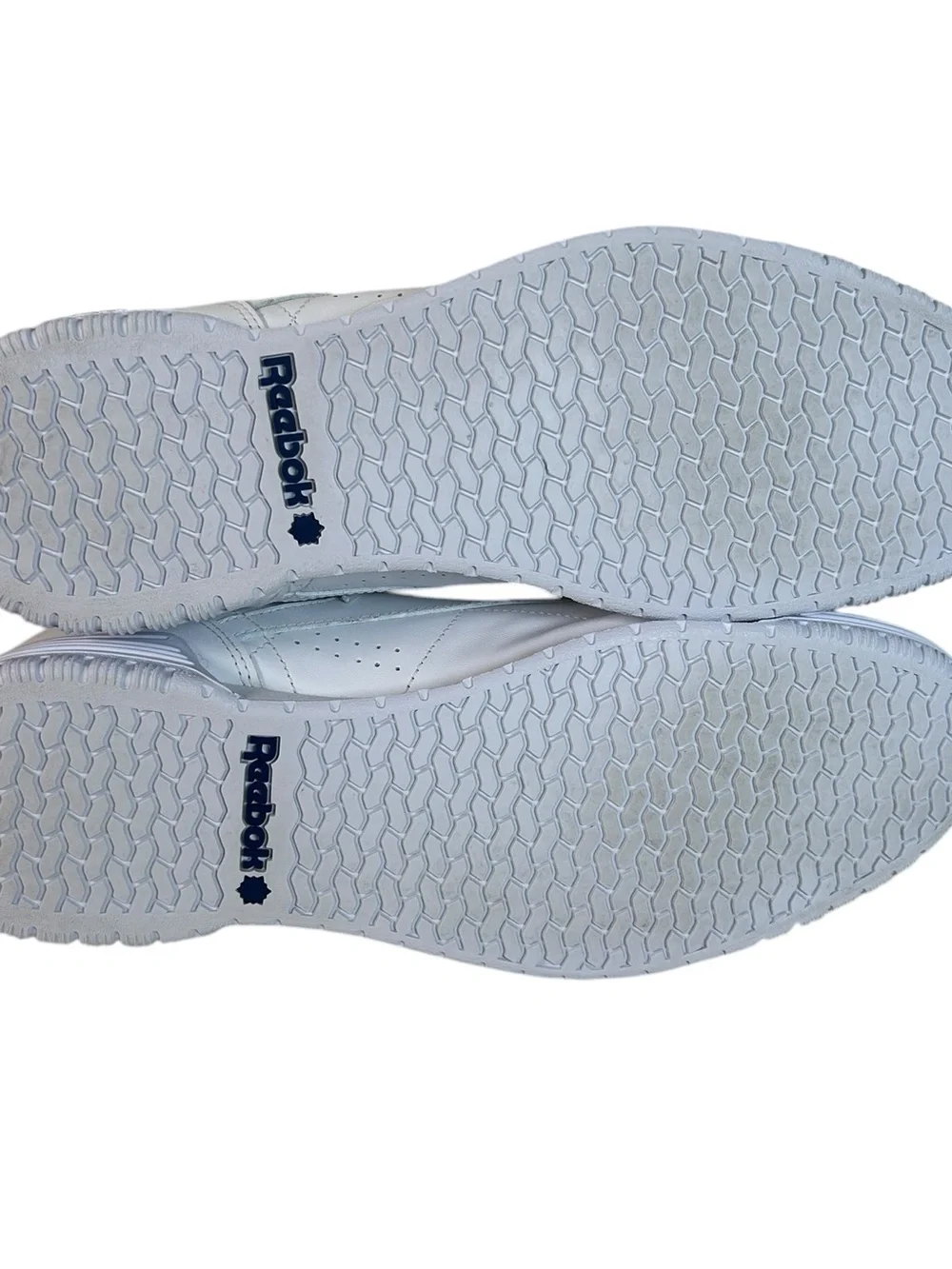 Reebok Men’s Classic White Leather Sneakers Minimalist Normcore Casual